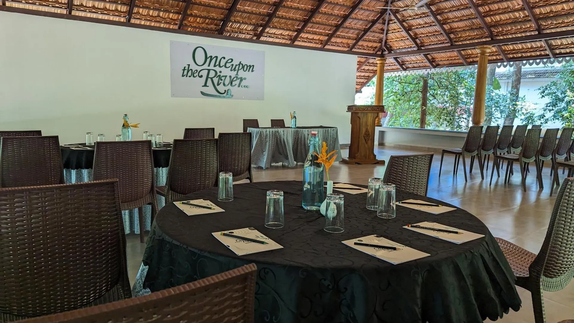 Once Upon The River, Aluva - Near Cochin International Airport Kochi 4*,  Índia